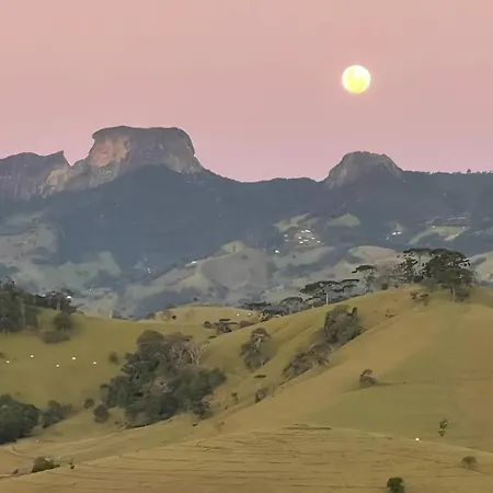 Hidromassagem, Varanda E Vista Pedra Do Bau Gonçalves Exterior foto