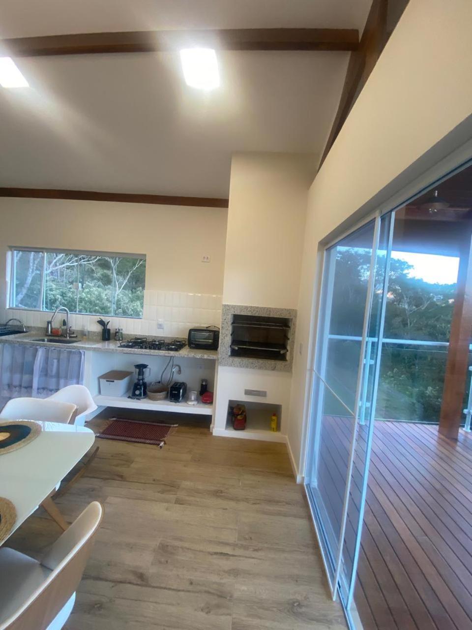 Hidromassagem, Varanda E Vista Pedra Do Bau *